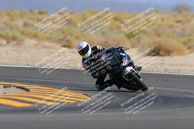 media/Oct-08-2022-SoCal Trackdays (Sat) [[1fc3beec89]]/Turn 16 (125pm)/